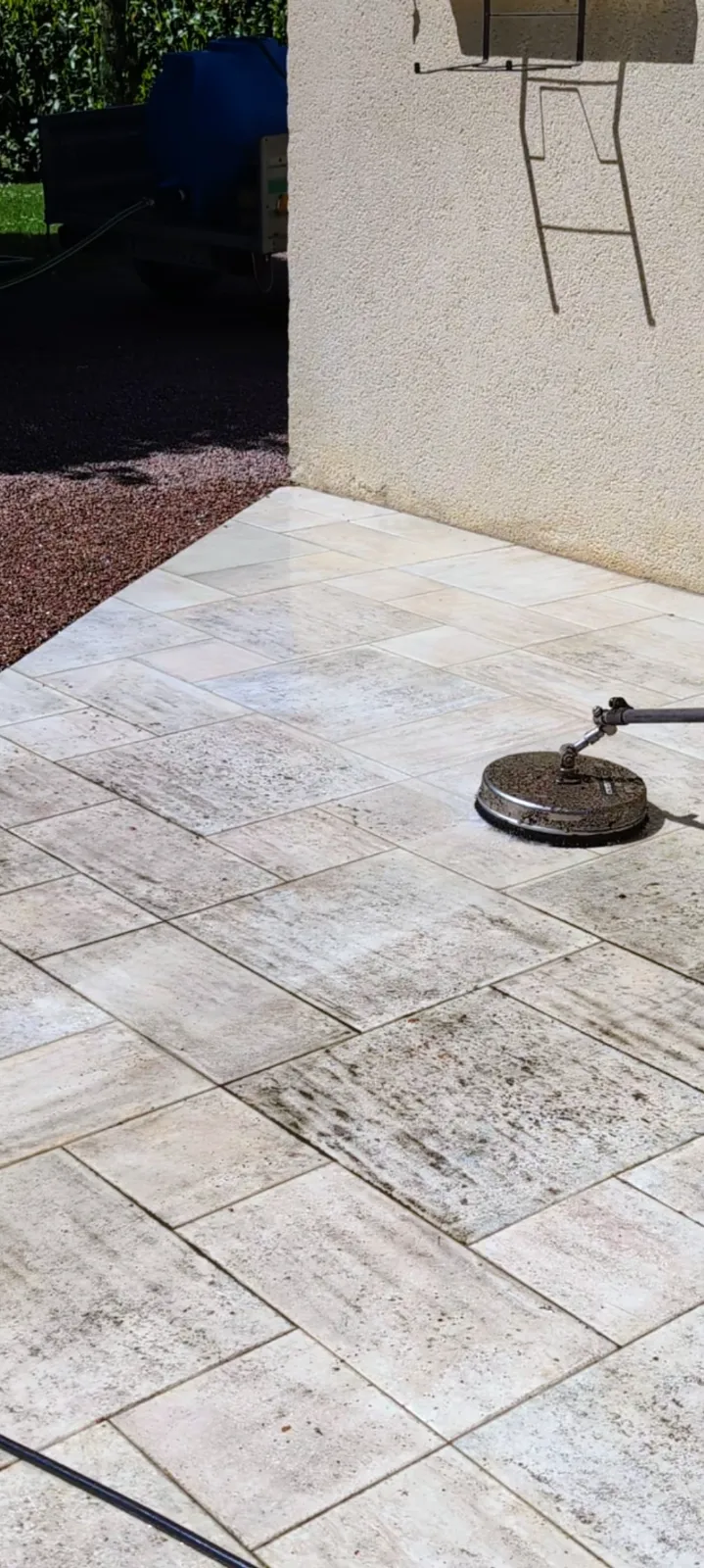 Nettoyage de terrasses en Creuse